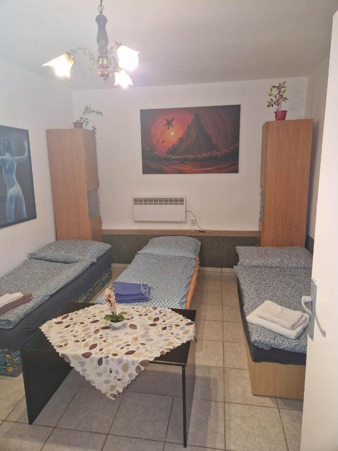 Ubytovanie V Sukromi Dolne Plachtince Luaran gambar
